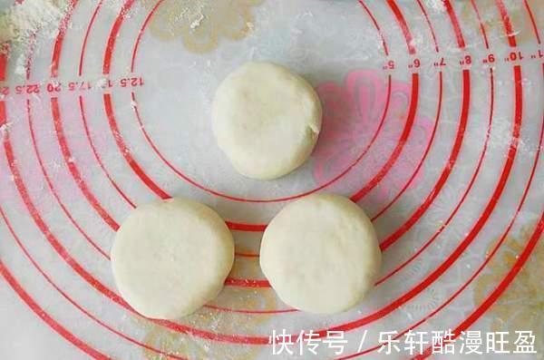 食材|三伏天，这食材不要断，做一锅小点心，皮软馅香，消暑又解馋！