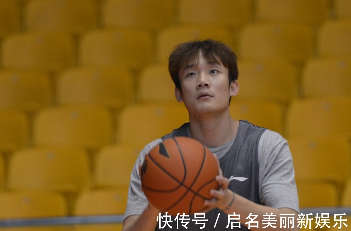 睢冉|丁彦雨航表态复出，好友吐槽三个字，巩晓彬重申：欢迎他回归