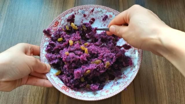 香蕉酥|手抓饼不光能当早餐饼，还能这样做，香酥可口，馋得孩子想吃下顿