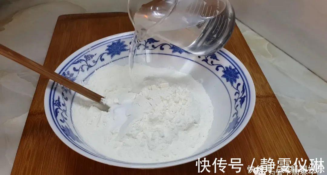 大泡|以后面粉就这么做，不烫面不烙饼，个个空心鼓大泡，看着都流口水