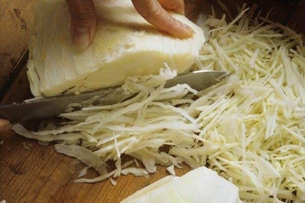 奶奶|70岁奶奶这么包饺子，我吃了好几盘，比肉饺子好吃100倍，特别香