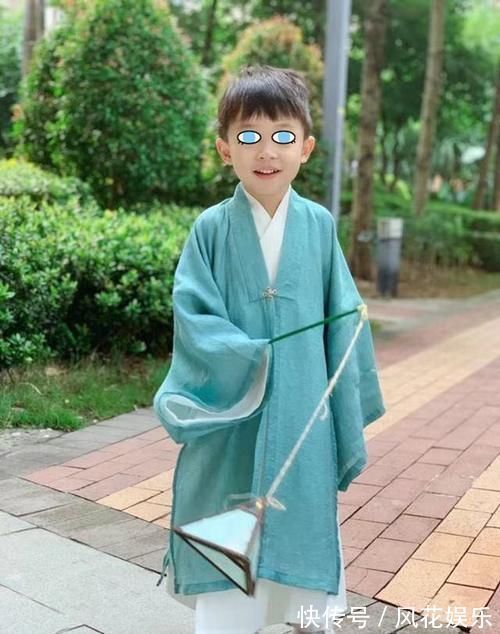 文化&老师让孩子穿汉服参加活动,家长用力过猛,穿着囚服来“过堂”了