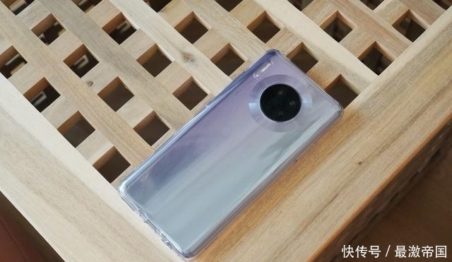 发布|华为mate40发布之际,聊聊mate30半年使用感受和配件