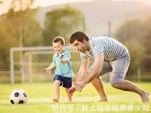 宝宝|孩子3岁前经常做这个动作,大脑发育又快又好,父母别再阻止了