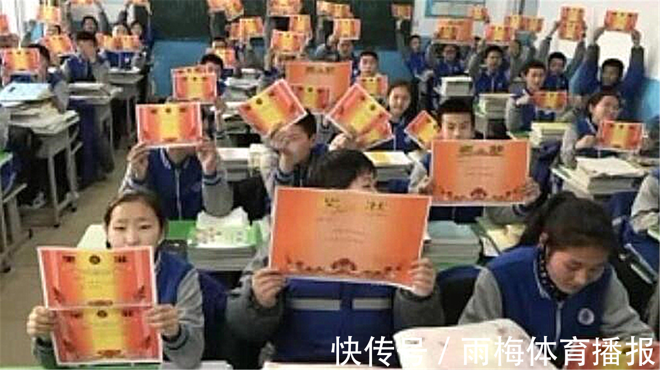 王女士|孩子“奖状”贴满房间,妈妈却越来越发愁,爸爸:还不如不要