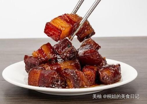 五花肉|30年大厨透露:炖红烧肉,2种调料不能放,否则肉质柴、口感差