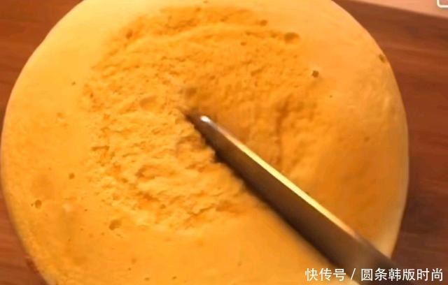  不用烤箱和打发器，也能做出蓬松渲染的蛋糕，慢妈教你做法零失败