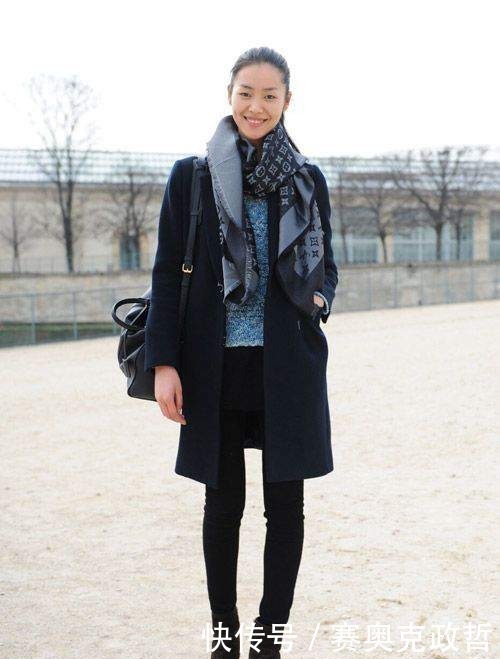 刘雯的冬装外套,每一件都穿出了穿搭教程,很有气质的文艺女青年