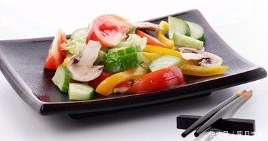 专家再次提醒,痛风注意遵守4个饮食原则,尿酸快速降下来!