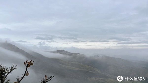 天净|梅岭印象3，天净湖最后一场冬雪，偶遇瀑布云