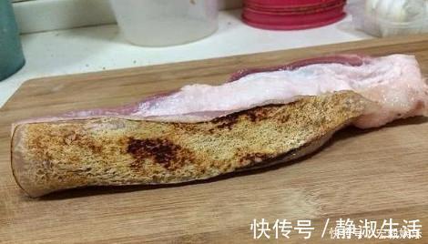 原来猪皮去毛如此简单,不用火烤不用手剃,干净又快速,又学一招