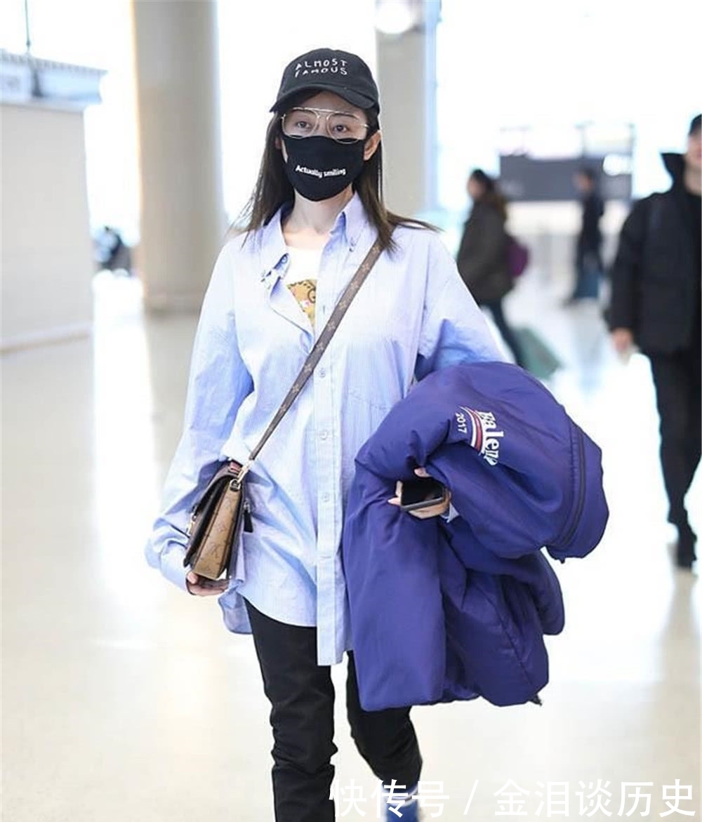 今冬火了一种穿法,叫“袜子裹裤子”!显高又保暖,小个子也爱了