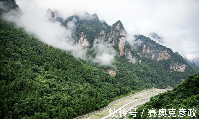 峡谷|旅游宜昌，朝天吼怎么玩？4点建议让你玩出更高性价比