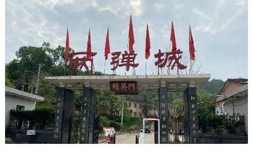 出生地|探访中国“两弹城”，原子弹和氢弹的出生地，已成为红色旅游景区