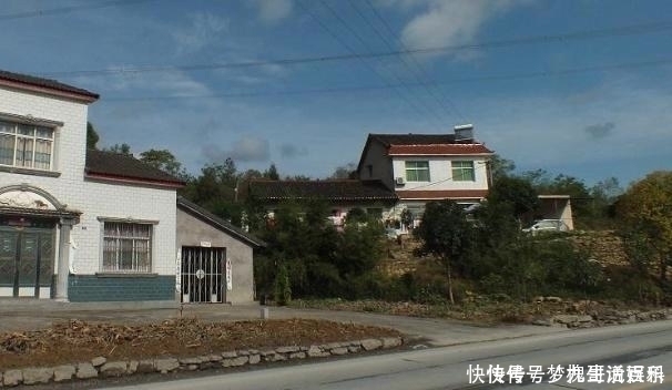 使用权|喜大普奔宅基地使用权城镇户口子女能继承了3种情况不予确权
