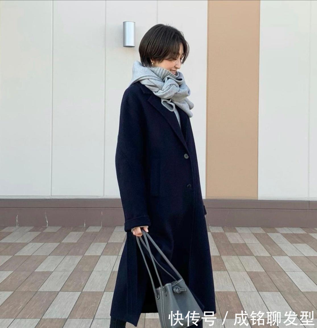 奔四的女人穿衣再精不再多,把这些基础款搭配好,时尚减龄又高级