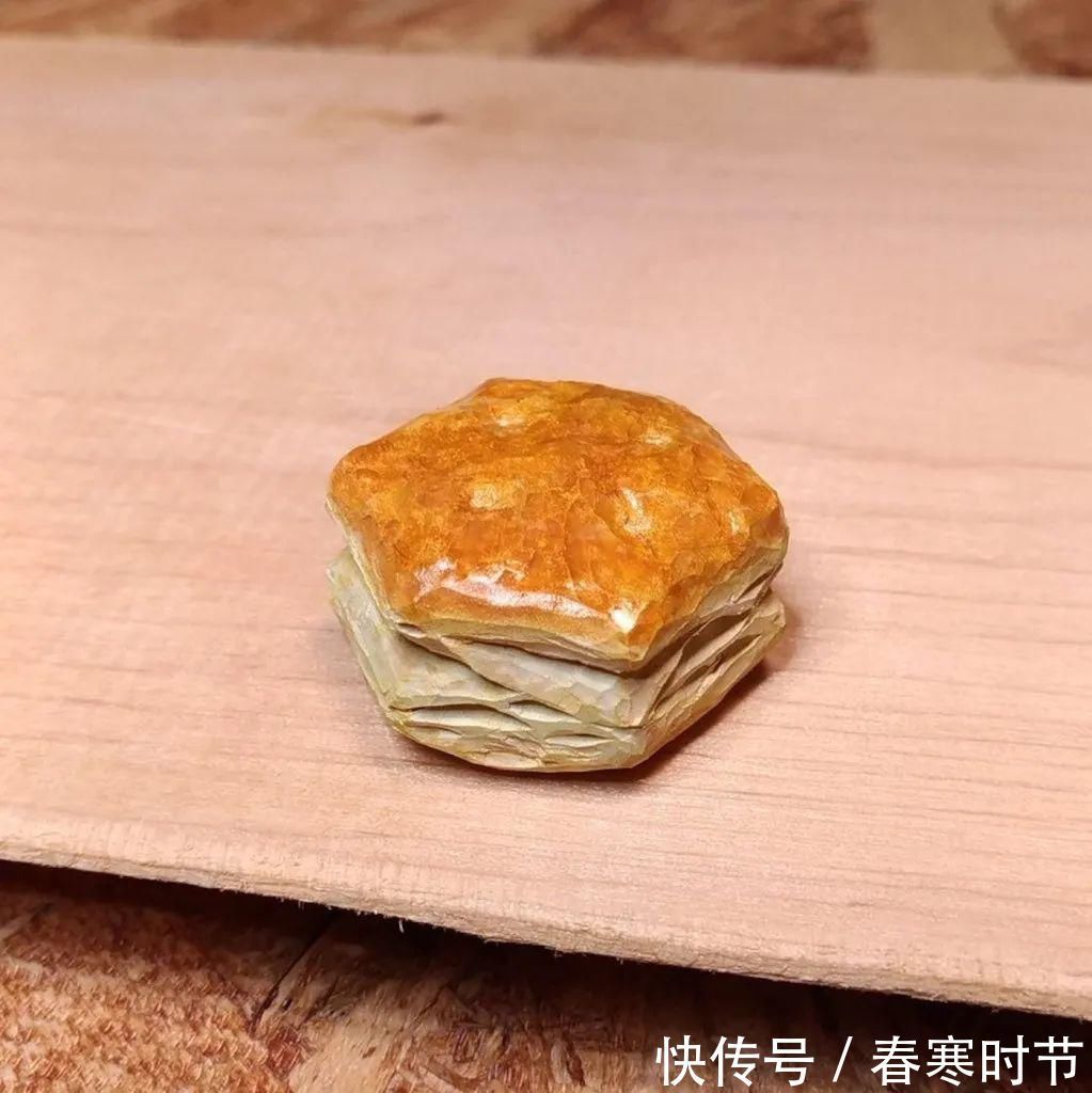 美食!他用木头雕刻超逼真美食,虽不能吃,可比真的食物值钱多了