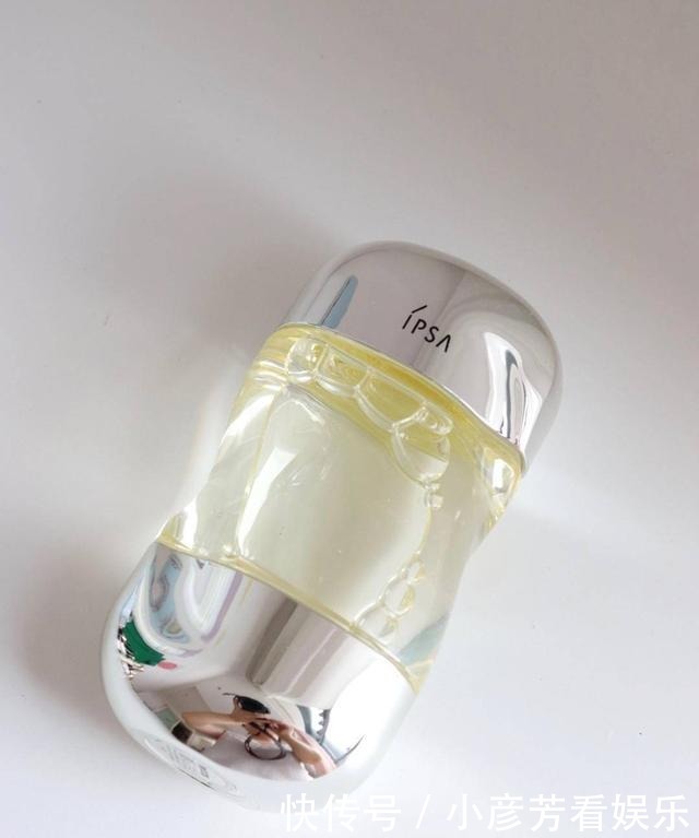 快速提高皮肤滑嫩饱满度，以油养肤绝对可