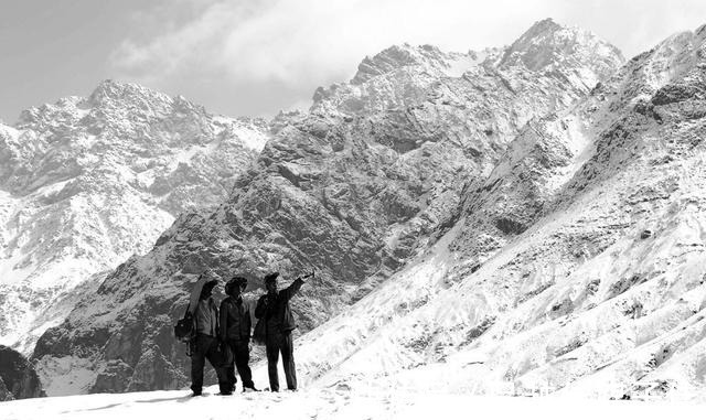 磁场@昆仑山上有神仙在渡劫?科学家不相信,不过有人拍到了照片