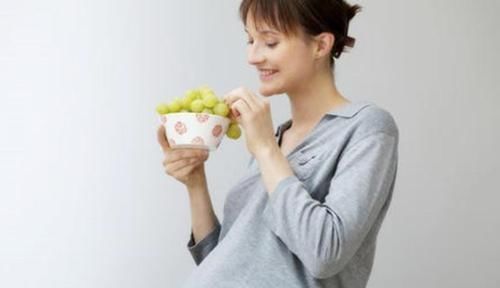 饥饿感|“我出去拿个快递”,孕妈下楼半小时未归,丈夫找到后鼻子有点酸