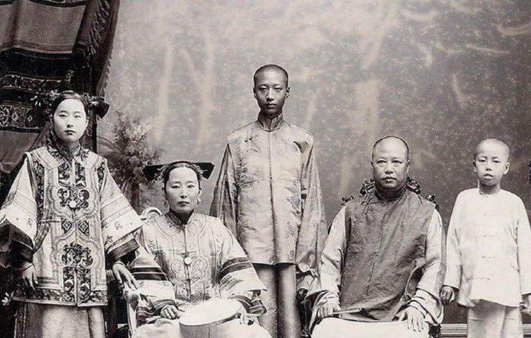 一夫一妻制|古人其实也是一夫一妻制,不存在三妻四妾,你被骗了多久