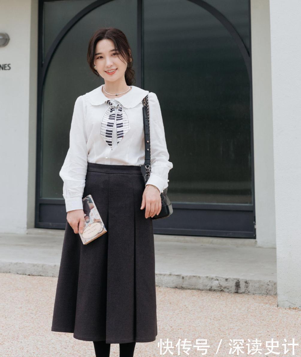印花|今春流行“衬衫+黑色半身裙”搭配,减龄时尚优雅,精致显瘦高级