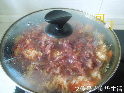 快过年了，换个花样准备几个年菜，端上桌香气扑鼻，孩子特别爱吃