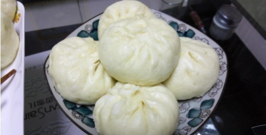萝卜|萝卜不焯水，直接入馅制成包子，既简便，又水嫩多汁！