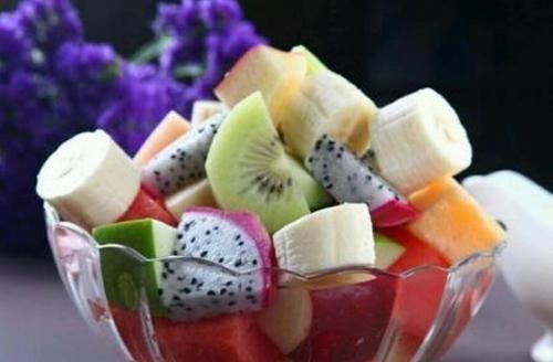 杨桃|宝宝1岁前不能吃的3种水果,宝妈要记牢,对孩子身体没好处