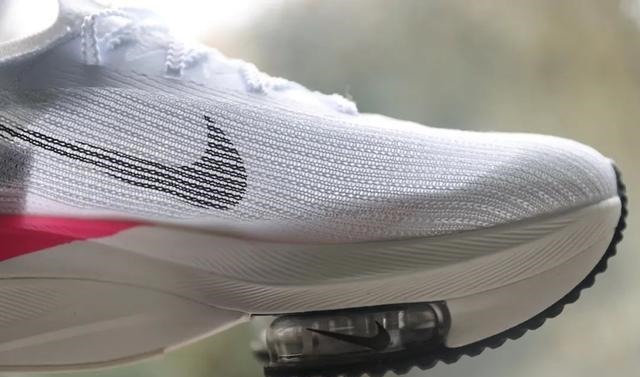 莆田 也许你在某宝上买的折扣跑鞋是莆田货!真假鉴别教程让你不再被坑!