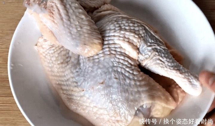 香味|初秋,多给家人吃这肉,上锅一蒸,香味浓郁又鲜嫩,比牛羊肉好吃