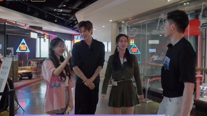 孟子义闺蜜“拷问”王厚杰，他回答后被质疑立完美人设，生气离开