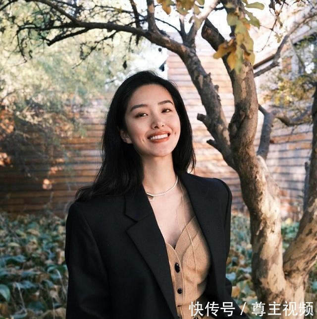 秋冬 秋冬显白穿搭秘诀!认准这几种颜色,不管怎么搭配,都保暖又时髦!