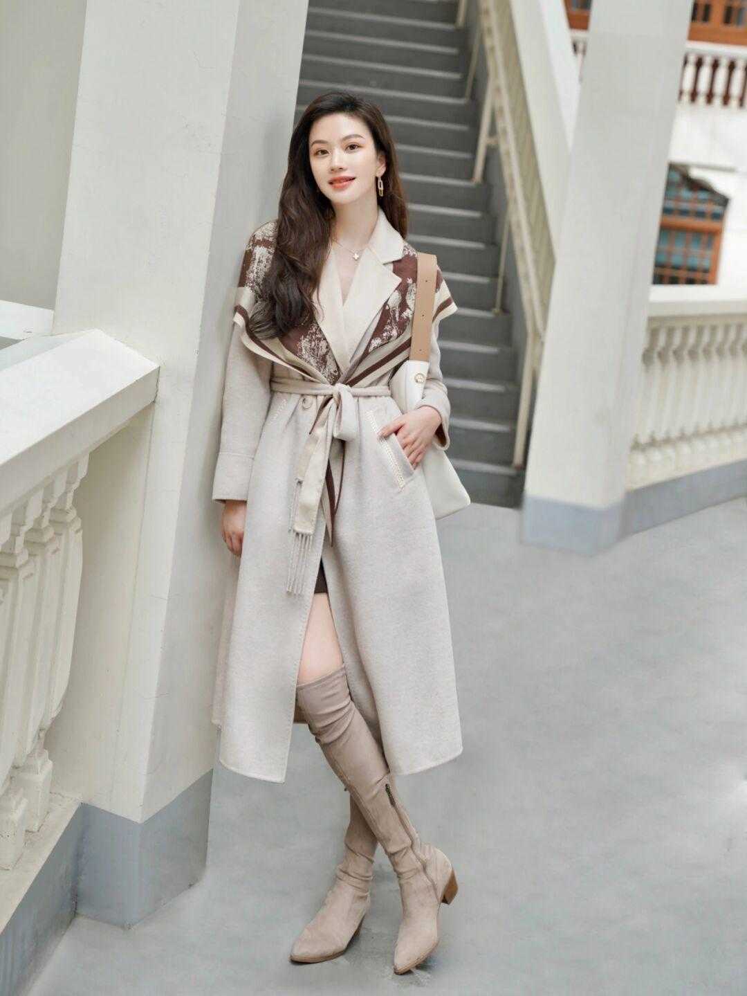 博主|大衣穿不出女人味不要怕,入手这款收腰款大衣,上身秒有小蛮腰