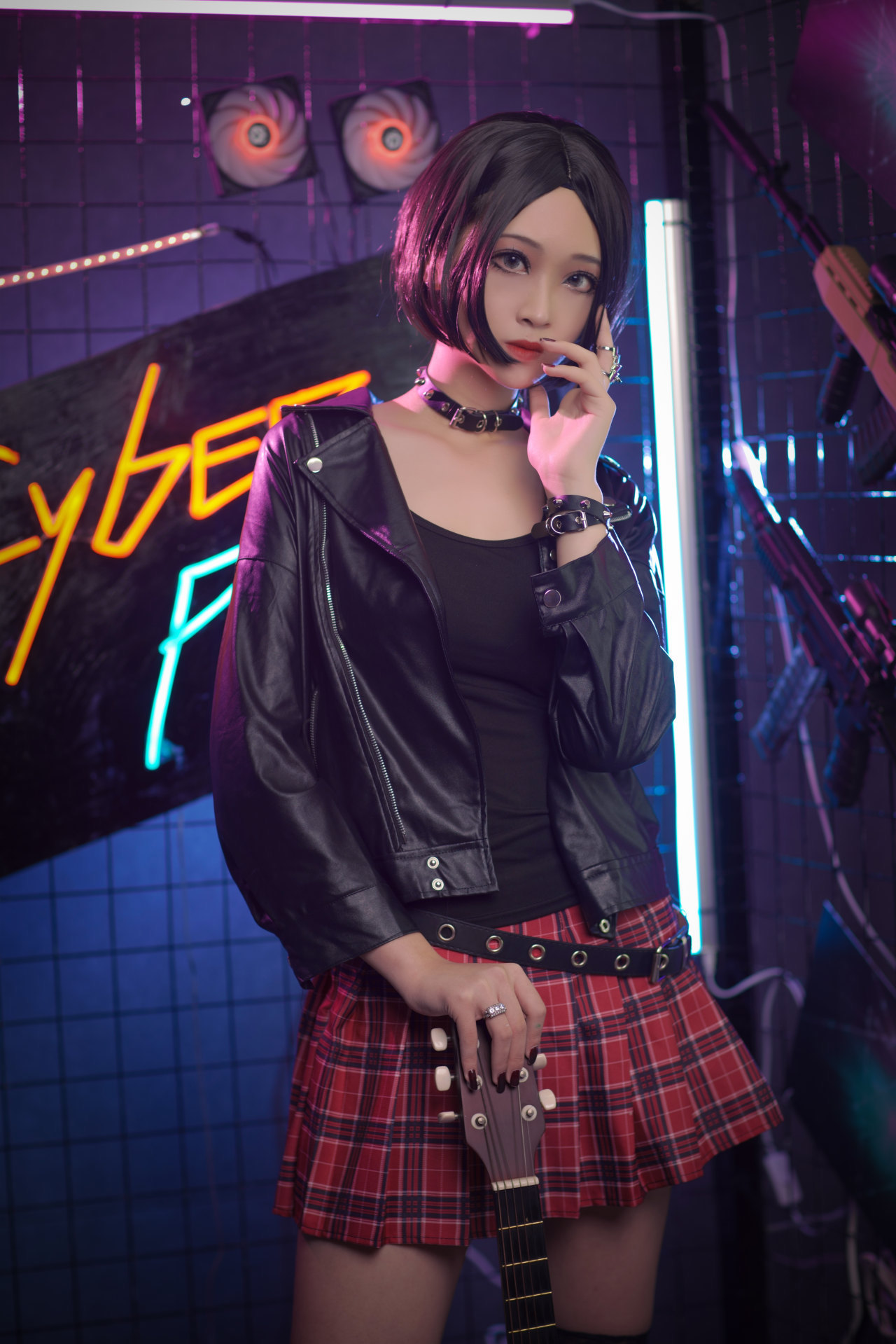 冷酷|cos:NANA大崎娜娜,展现经典冷酷气质