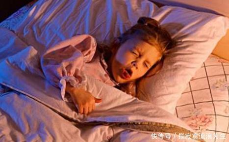 核桃仁|夜间咳嗽烦人又伤身,两个偏方对付它,帮助缓解有疗效