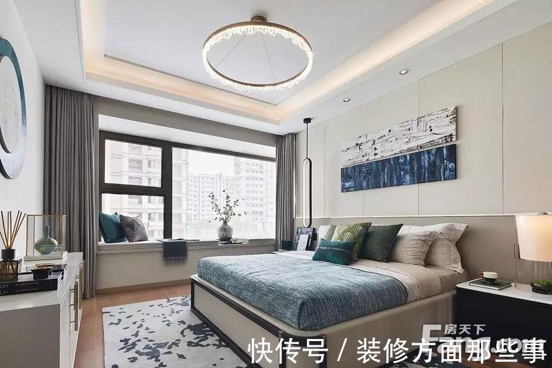 餐厅|110平现代风三居室,餐厅内欢快的撞色更易调动味蕾