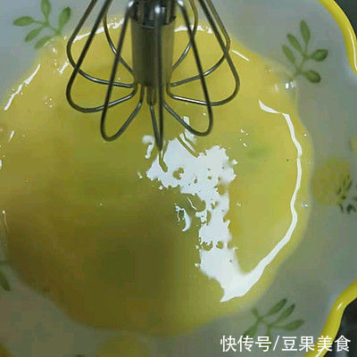 早晨来一碗红茶酥，大人小孩都爱吃