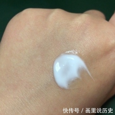 肌肤 好用不踩雷的国货“绵羊油面霜”,真正有料,用完脸上细纹不见了