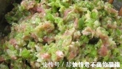 入秋后此菜正便宜,包饺子比猪肉馅还香,老公连吃40个不过瘾