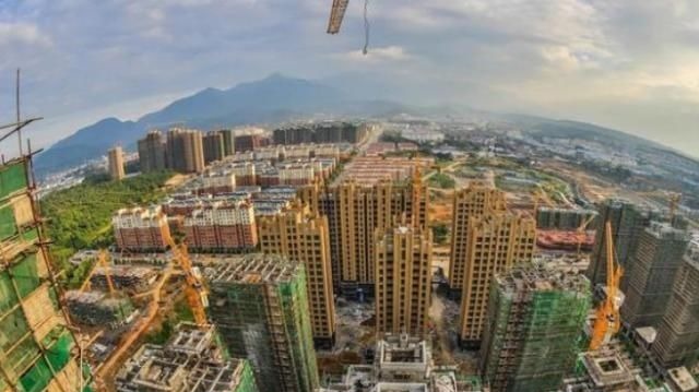 民居|距离朝鲜最近的民居，歌声都传过去了，看看是啥样？