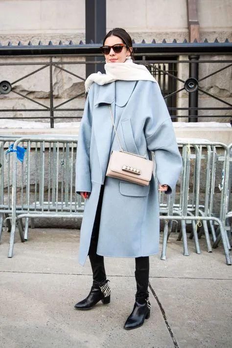  搭配大衣|你穿大衣+靴子的样子，真的时髦极了！