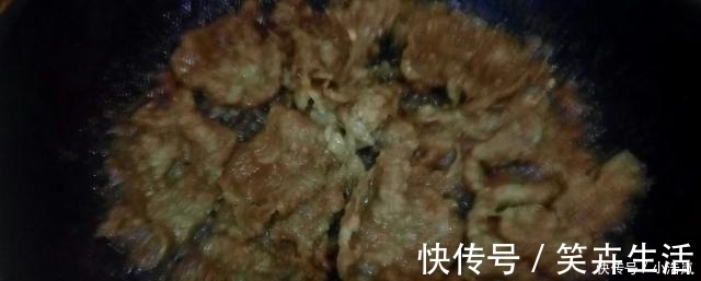 焯水|为啥牛肉一炒就咬不动?别只会焯水,学会这样做,牛肉爽口又滑嫩
