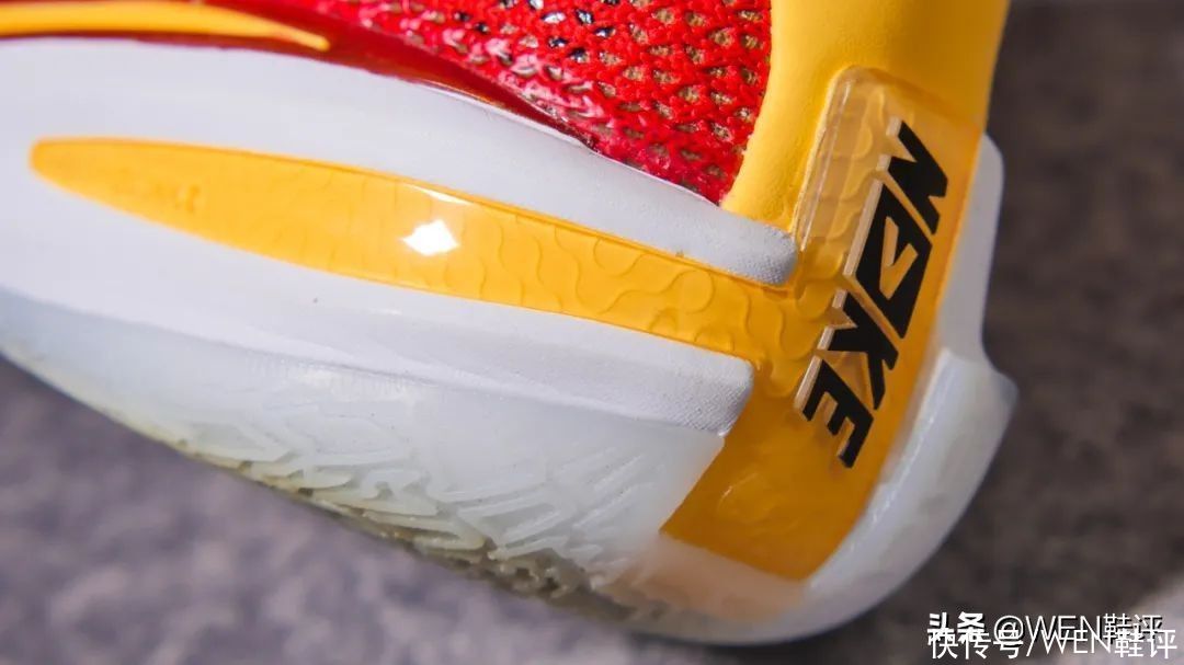 侧翻|顶级后卫实战鞋的新标杆,zoom gt cut溢价它配么?