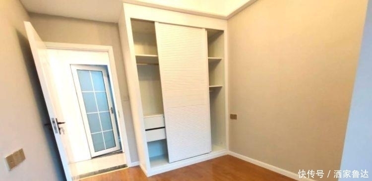 主卧室|请老家亲戚装修新房,110㎡三室两厅硬装12万,正在通风中,先晒晒