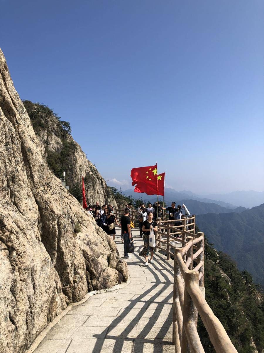 景室山|老君山，身临其境给人一种相见恨晚的感觉