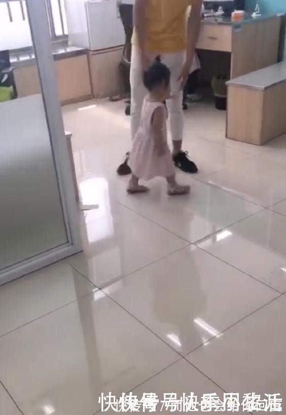 打针|3岁萌娃打完针越想越委屈,气冲冲找医生“算账”,网友萌翻了