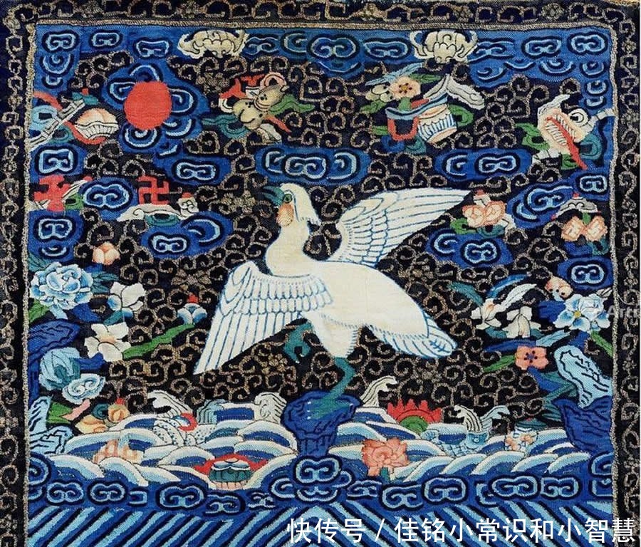 高低|高清照片清朝文官品级高低就看官服上这块“补丁”,命妇也有