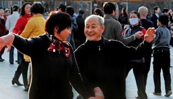 指甲|身体如果有5个特征,说明你还很容易长寿专家有3个也不错