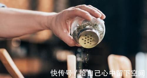 姬松茸|脑梗为什么会出现多半是颈动脉堵了,要疏通多吃2食物